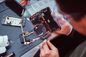 <strong>Attention iPhone Users: Discover the Latest iPhone 14 Pro Battery Replacement Cost in india</strong>