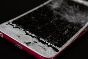 <strong>iPhone 12 Screen Replacement Cost in India: All Your Questions Answered</strong>