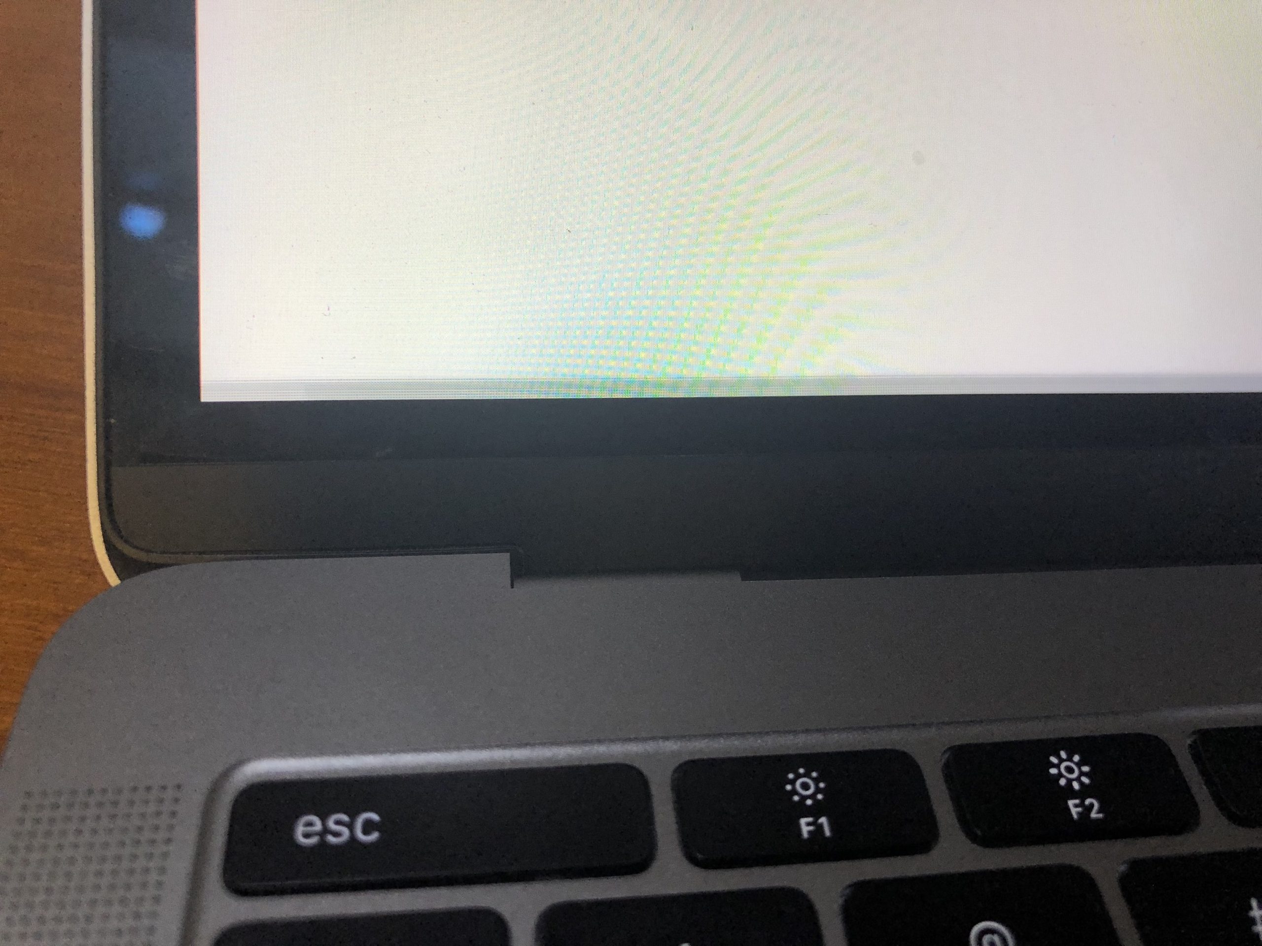 Troubleshooting MacBook Pro: Dealing with Black Lines on the Bottom of the Screen